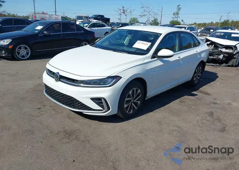 2025 Volkswagen Jetta 1.5T S z USA, uszkodzony, nr VIN 3VW5X7BU6SM081206